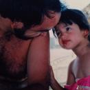 “Esta foto creo que describe todo lo que siento por ti papi. A ningún hombre lo he visto con tanto amor”, comentó Eiza González sobre esta foto que compartió en Instagram. 