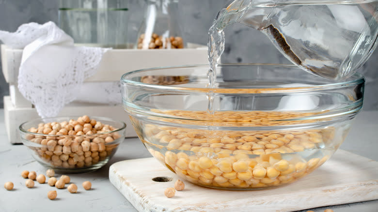 Soaking chickpeas in glass bowl