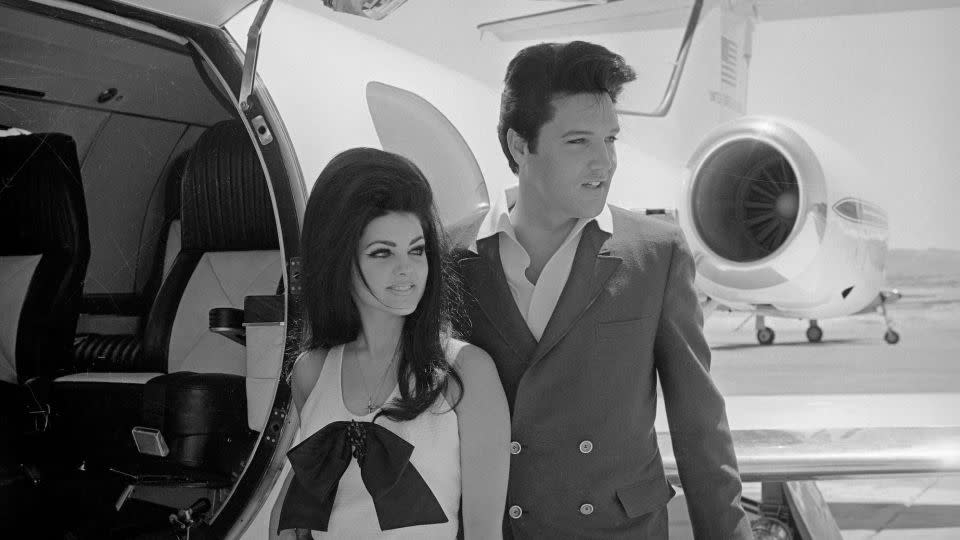 Elvis and Priscilla Presley, who met while Elvis was in the Army, photographed after their Las Vegas wedding in 1967. - Bettmann/Getty Images