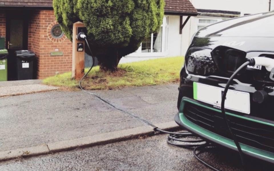 Kerbo Charge gully electric car charge without driveway