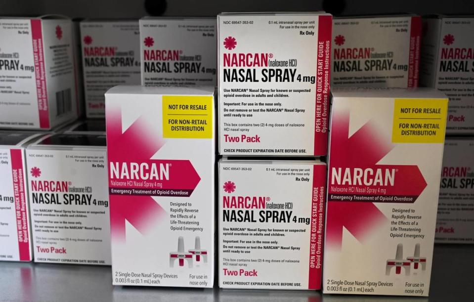 The Cass County Health Department is responding to the opioid crisis by providing free doses of NARCAN® (naloxone), an overdose prevention nasal spray, that is available for free in newspaper-like boxes. Naloxone has been shown to revive those who’ve overdosed on fentanyl. This box is at Heart-n-Hand Ministries, 200 B St., in Belton, Missouri.