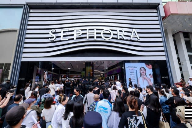 Sephora Plans China Management Reshuffle, According to Sources