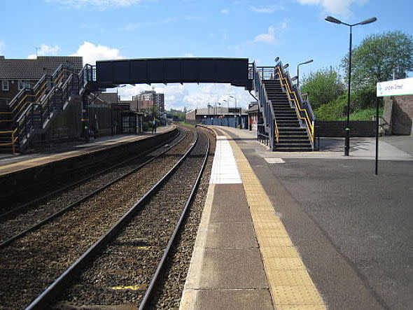 fire-oldbury-station-causes-delays