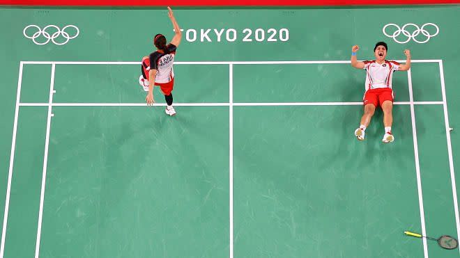 <div class="paragraphs"><p>Tokyo Olympics: Greysia Polii and Apriyani Rahayu celebrate after winning the gold medal</p></div>