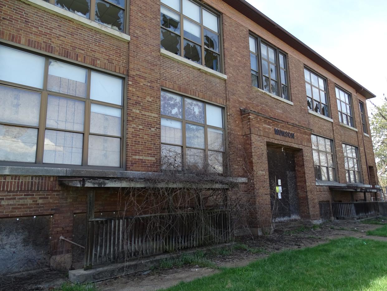 Munson Elementary School at 109 Brighton Blvd. closed in 2005. The lank bank recently received $500,000 for the demolition of the structure, clearing the way for redevelopment as affordable housing.