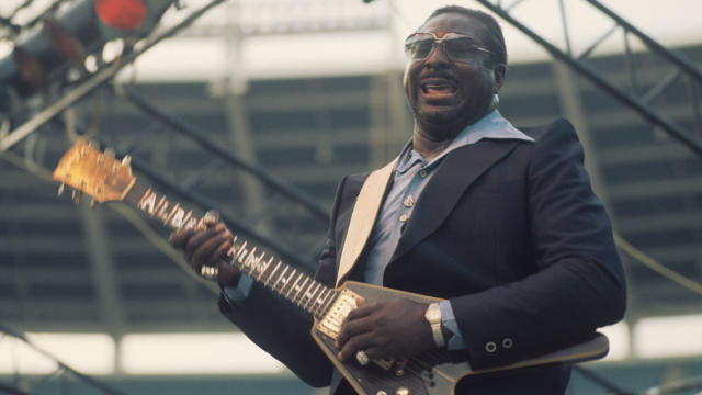American singer and blues guitarist Albert King (1923-1992) performs live on stage playing his Gibson Flying V guitar at the Newport Jazz Festival, held in New York City, New York, USA, in July 1977.