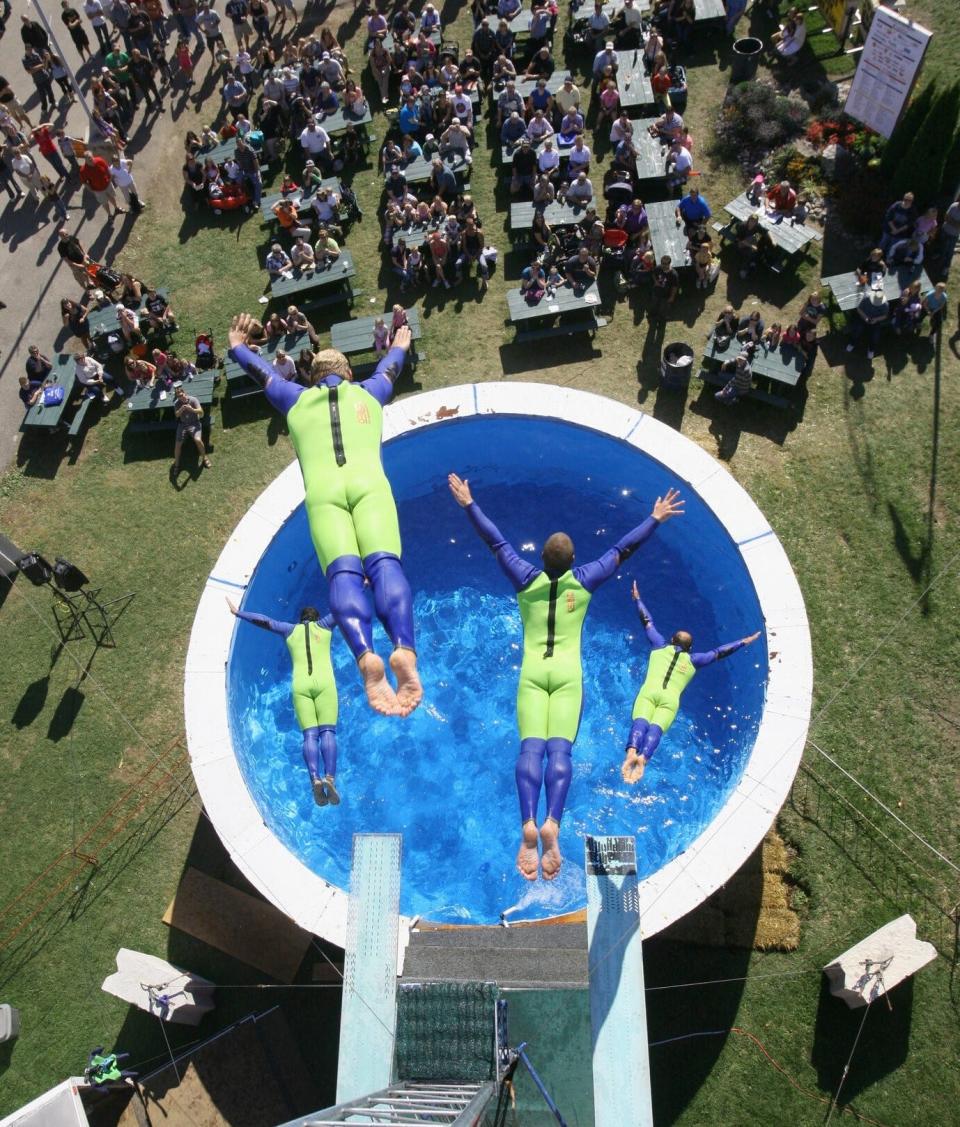 The Flying Fools, a high-dive show, will perform daily during the 2023 Oregon State Fair.