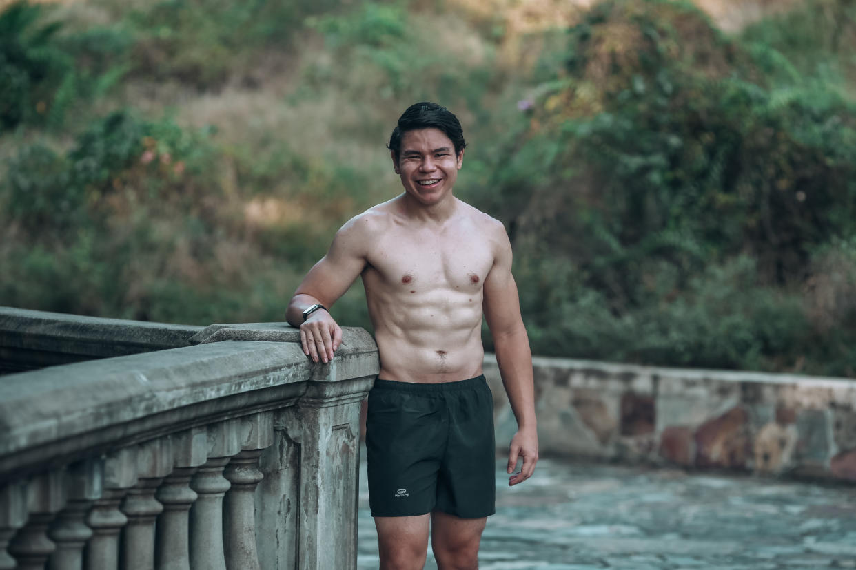 Marcus Neo keeps his physique with a strict keto diet. 