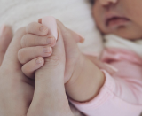 <p>Here’s your formal introduction to the makeup mogul’s baby girl. Meet Stormi Webster, whose dad is Travis Scott (real name Jacques Webster). Kylie posted this sweet shot of the newest member to the Kardashian/Jenner clan, showing her daughter grasping tight to her mama’s thumb.(Photo: <a rel="nofollow noopener" href="https://www.instagram.com/p/Be3rTNplCHf/?taken-by=kyliejenner" target="_blank" data-ylk="slk:Kylie Jenner via Instagram;elm:context_link;itc:0;sec:content-canvas" class="link ">Kylie Jenner via Instagram</a>) </p>