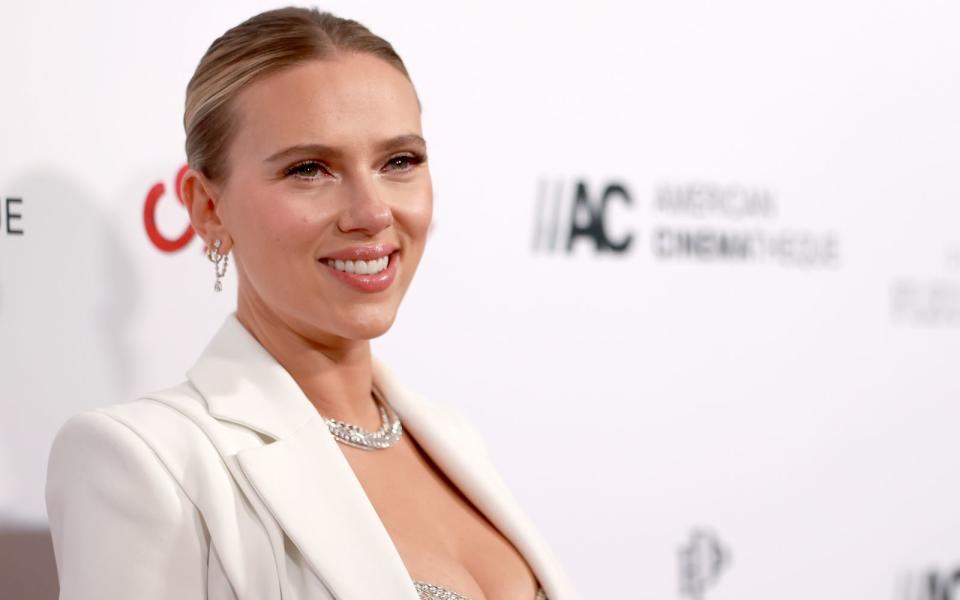 <p>Scarlett Johansson gibt es zweimal? Nicht ganz - der Zwilling des Hollywood-Stars ist ein Zwillingsbruder. Sie ist nicht die einzige Prominente, die es in "doppelter Ausführung" gibt, wie die Galerie beweist ... </p> 