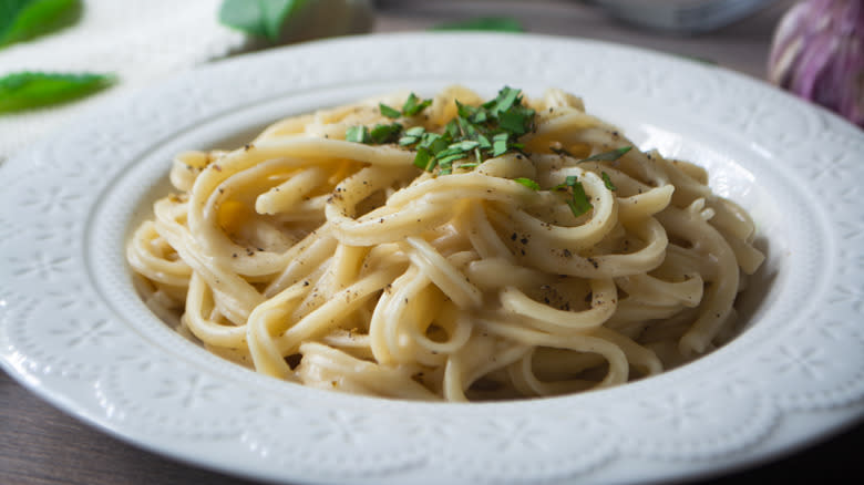 Vegan Alfredo pasta 