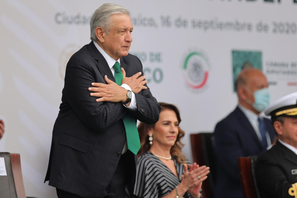 VARIOUS CITIES, MEXICO - SEPTEMBER 16: President Andrés Manuel López Obrador congratulates doctors who worked with COVID-19 patients during the Independence Day military parade at Zocalo Square on September 16, 2020 in Various Cities, Mexico. This year El Zocalo remains closed for general public due to coronavirus restrictions. Every September 16 Mexico celebrates the beginning of the revolution uprising of 1810. (Photo by Hector Vivas/Getty Images)