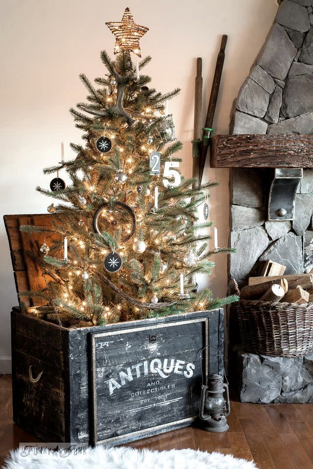 Antique-Inspired Tree Stand