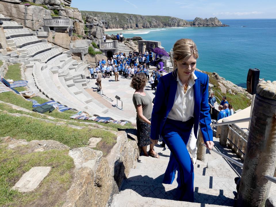 Carrie Johnson at a performance of ‘Ocean World’ at the Minack Theatre, Porthcurno, on Saturday (Simon Dawson/No10)