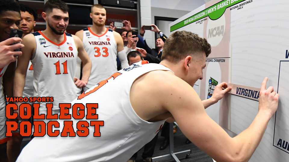 MINNEAPOLIS, MINNESOTA - APRIL 06: Kyle Guy #5 of the Virginia Cavaliers places his team's name in the bracket in the Virginia locker room after winning the semifinal game in the NCAA Photos via Getty Images Men's Final Four at U.S. Bank Stadium on April 06, 2019 in Minneapolis, Minnesota. (Photo by Jamie Schwaberow/NCAA Photos via Getty Images)