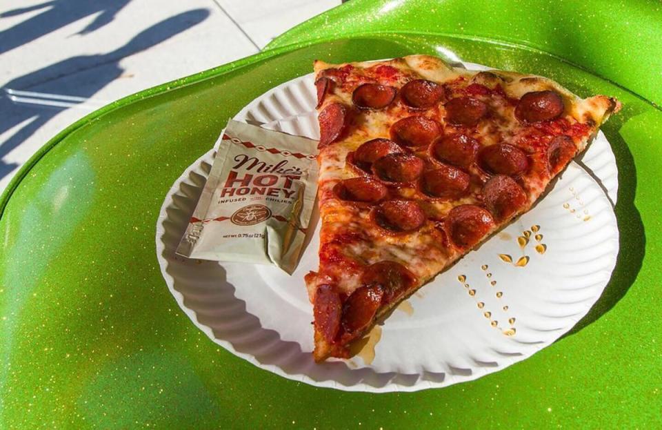 Paulie Gee's Slice Shop (Brooklyn, New York)