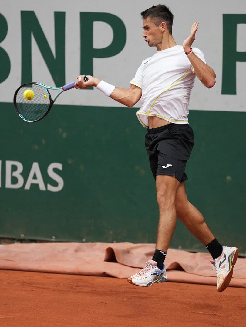 Una derecha ganadora de Navone en Roland Garros  