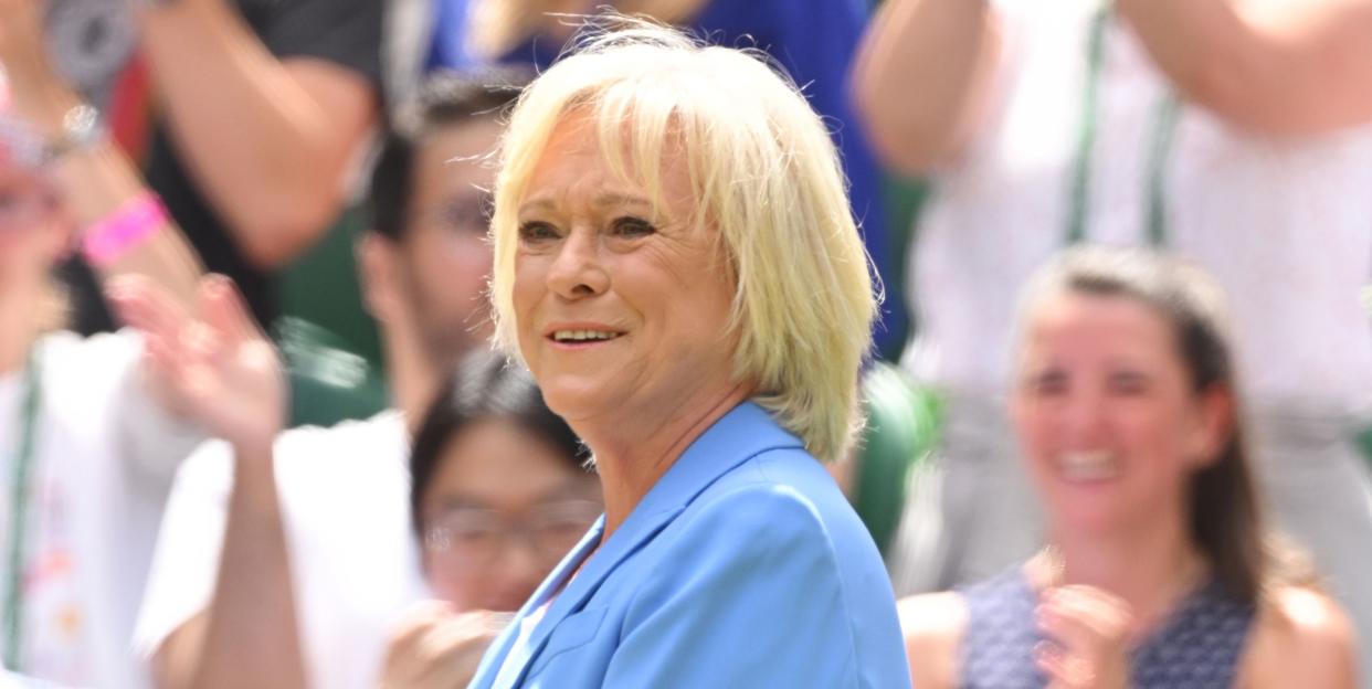 sue barker