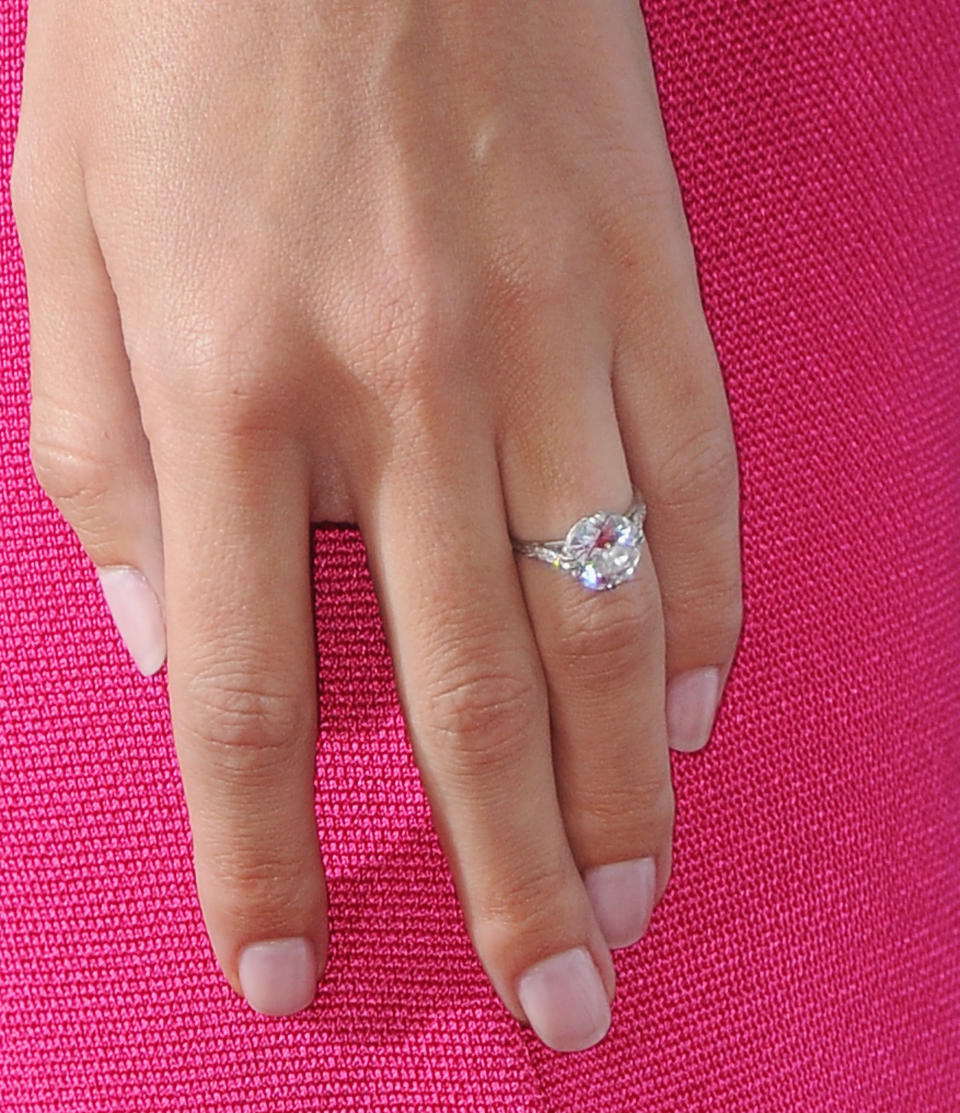 <p>Jason Statham gave the English model a stunning 5-carat diamond, reportedly worth £260,000.<br><i>[Photo: Getty]</i> </p>