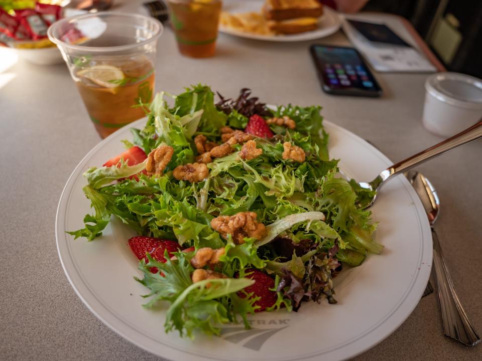 salad on amtrak train