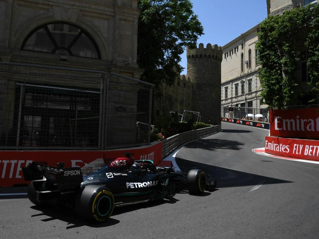 Wildes Baku-Training: Mercedes bangt, Verstappen patzt