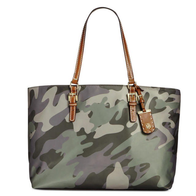 Rare Savings on Dooney & Bourke Wristlets & Bags at Macy's