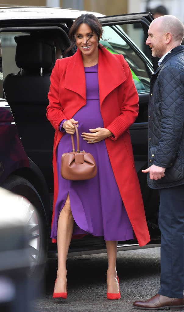 Meghan Markle steps out to meet members of the public in Birkenhead. (Photo: Karwai Tang/WireImage)