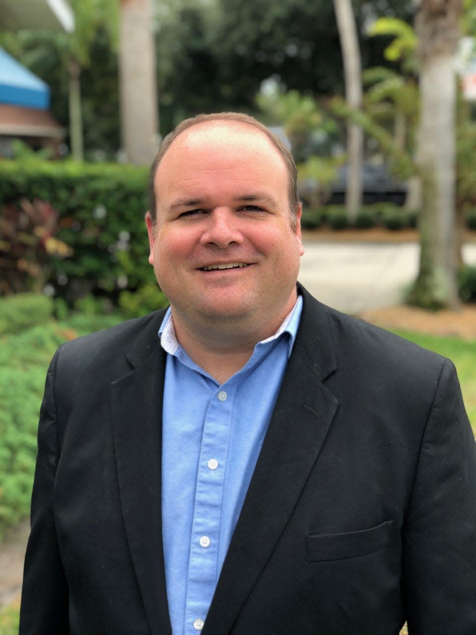 Ken Smith finished first in Tuesday's primary election race for the Volusia County Council District 4 seat. But right on his heels was Ormond Beach City Commissioner Troy Kent, who will face Smith in a runoff election Nov. 8.