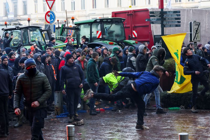 Farmers protest in Brussels