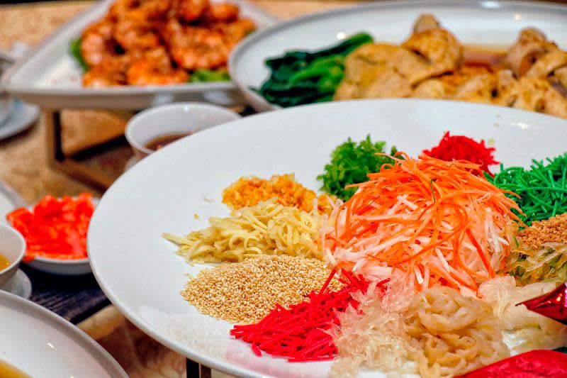 Tung Yuen - CNY yee sang 