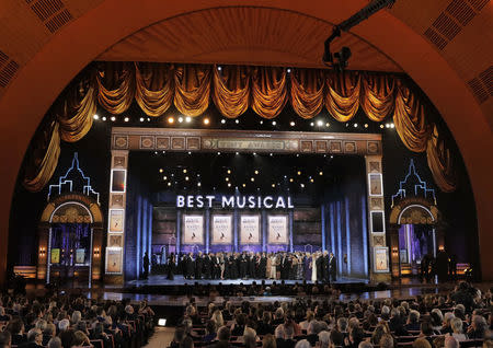 72nd Annual Tony Awards - Show - New York, U.S., 10/06/2018 - The cast and producers of "The Band's Visit" accept the award for Best Musical. REUTERS/Lucas Jackson