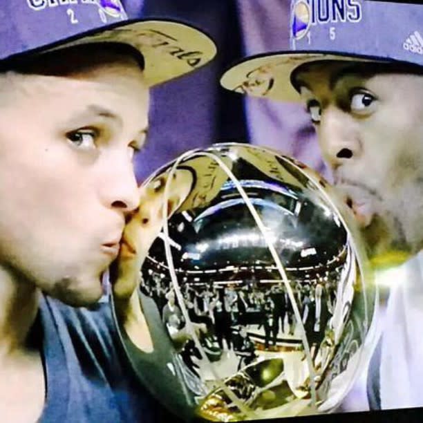 Behind the stellar play of 2015 NBA MVP Steph Curry, the Golden State Warriors defeated the Cleveland Cavaliers on Tuesday night to win the franchise’s first championship since 1975. "World champs," Curry marveled after the game. "This is a special group." <strong>WATCH: Steph Curry and 14 Other NBA Stars Read 'Mean Tweets' on 'Jimmy Kimmel Live!'</strong> The Warriors beat the Cavs in a riveting six-game series, raising the trophy in Cleveland, with plans to bring it back to the Bay Area for the first time in 40 years. Golden State fans immediately took to Twitter to sing the praises of Steph Curry, Klay Thompson, Draymond Green, Andre Iguodala, who was named MVP of the championship, and the rest of the team. Champs. #DubNation ���� pic.twitter.com/9ZJ7UKVhLb— NBA (@NBA) June 17, 2015 What a team win for the Warriors and an epic season for Steph. Kudos to LeBron and the Cavs for an unbelievable effort under adversity.— President Obama (@POTUS) June 17, 2015 .@jarronctwin WOOHOO!!!!! ������ Please please may I try on your ring???? @warriors for the win!! And the #title #NBAFinals2015 #DubNation— Sarah Michelle (@SarahMGellar) June 17, 2015 Happy for the Bay. Happiest for David Lee. Love that guy Well done, @warriors. Well done indeed.— Colin Hanks (@ColinHanks) June 17, 2015 Chef Curry with the pot!— Gina (@HereIsGina) June 17, 2015 Hot in Cleveland tonight !!! Congrats to Golden State & Stephen Curry.— Kareem Abdul-Jabbar (@kaj33) June 17, 2015 Congratulations @warriors ....well deserved �� @NBA #NBAFinals2015— Shane West (@shanewest) June 17, 2015 CONGRATULATIONS OAKLAND CALIFORNIA— Blake Anderson (@UncleBlazer) June 17, 2015 Congrats to Golden State ���������� pic.twitter.com/aWp8GQUNC3— Niecy Nash (@NiecyNash) June 17, 2015 I like when people win stuff, so this cool.— Har Mar Superstar (@HarMarSuperstar) June 17, 2015 #DubNation celebrates! #StrengthInNumbers https://t.co/8XwKtleNpt— Golden St. Warriors (@warriors) June 17, 2015 ������ �������� ������ �������� �������� ������ ���� ���������� #DubNation #NBAFinals— NBA (@NBA) June 17, 2015 <strong>WATCH: NSFW! LeBron James Accidentally Flashes Viewers During NBA Finals</strong>