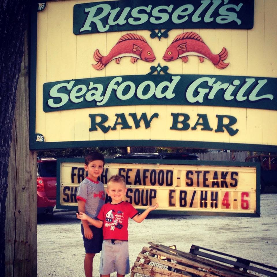 Russell's Seafood Grill and Raw Bar