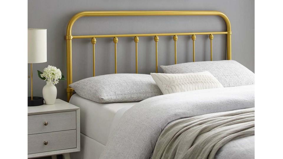 Hwang Slat Metal Headboard