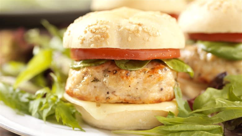 Mini chicken burgers with lettuce 