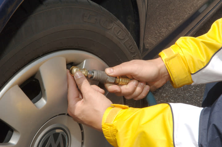 Tyre check