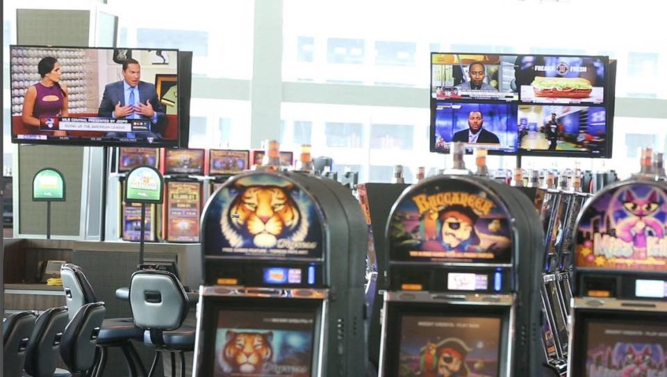 Sports TV shows play on TVs near slot machines at Island View Casino Resort’s new Beach Casino in Gulfport on Thursday, June 21, 2018. Island View will open two sports-betting parlors at its casinos north and south of U.S. 90, along with an on-property app, around the start of football season. John Fitzhugh/jcfitzhugh@sunherald.com