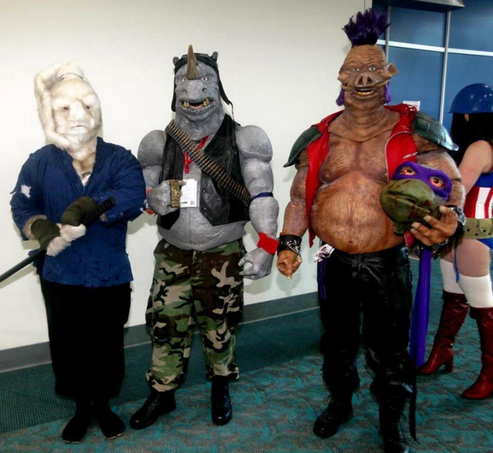 Bebop e Rocksteady conseguiram derrotar as Tartarugas Ninja. O que vai acontecer com o mestre Splinter e a April O'Neil? (Foto: Instagram / @coheteboy).