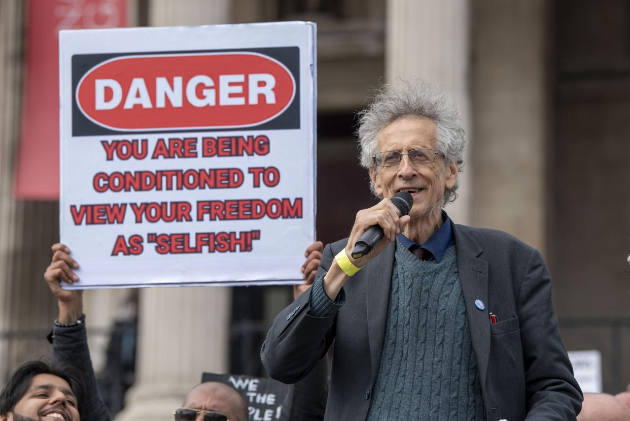 LONDON, UNITED KINGDOM - 2020/09/26: Piers Corbyn addresses the crowds at the We Do Not Consent protest. The demonstration in Trafalgar Square London was against Lock down, Social Distancing, Track and Trace & wearing of face masks. (Photo by Dave Rushen/SOPA Images/LightRocket via Getty Images)