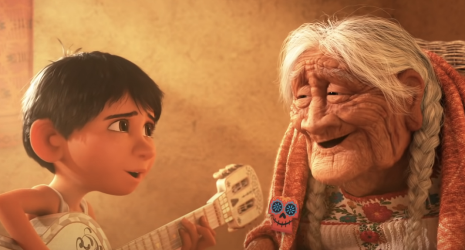 coco singing to his grandmother