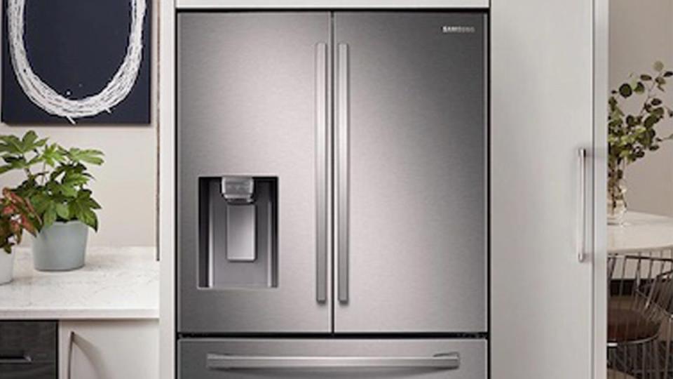 Get two extra shelves on top of a spacious fridge with the Samsung 4-Door French Door Refrigerator.