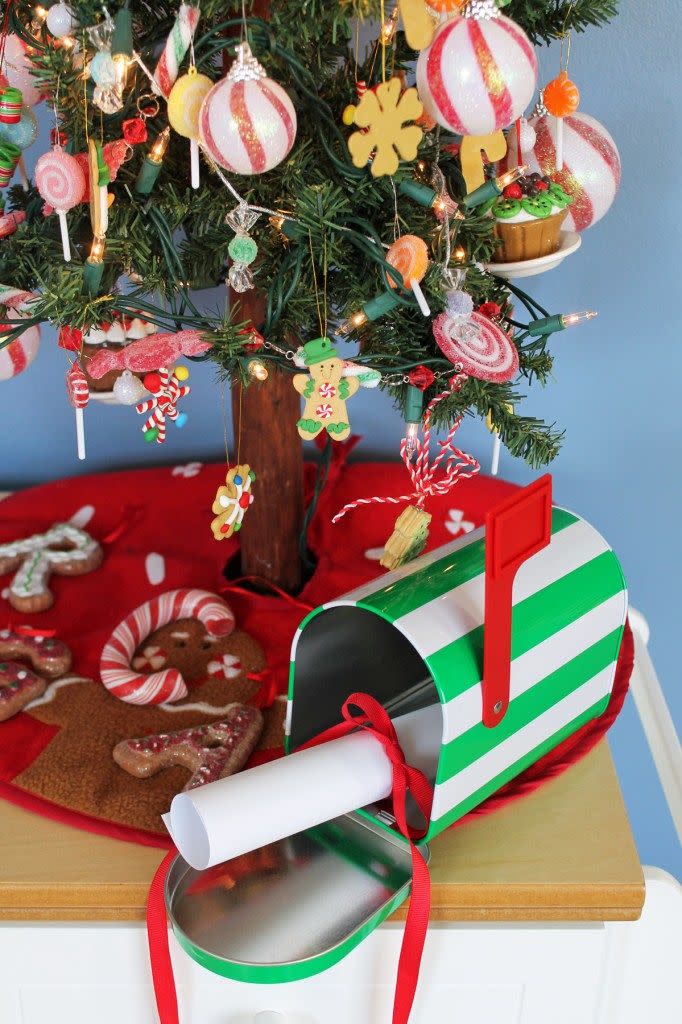 <p>Super simple to make and no less charming for it, this mailbox will look perfect under your tree, on the mantle or anywhere else around the house.</p><p><strong>Get the tutorial at <a href="http://who-arted.com/2012/12/12/the-north-pole-mailbox-25-days-of-christmas-day-12/" rel="nofollow noopener" target="_blank" data-ylk="slk:Who Arted;elm:context_link;itc:0;sec:content-canvas" class="link ">Who Arted</a>.</strong></p><p><strong><a class="link " href="https://www.amazon.com/Apple-Barrel-Acrylic-Assorted-Colors/dp/B006AT7P6M/ref=asc_df_B006AT7P6M/?tag=syn-yahoo-20&ascsubtag=%5Bartid%7C10050.g.33605249%5Bsrc%7Cyahoo-us" rel="nofollow noopener" target="_blank" data-ylk="slk:SHOP RED CRAFT PAINT;elm:context_link;itc:0;sec:content-canvas">SHOP RED CRAFT PAINT</a><br></strong></p>