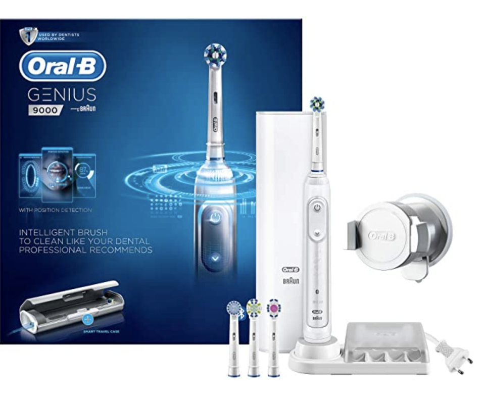 Oral-B Genius 9000 Electric Toothbrush. (PHOTO: Amazon Singapore)