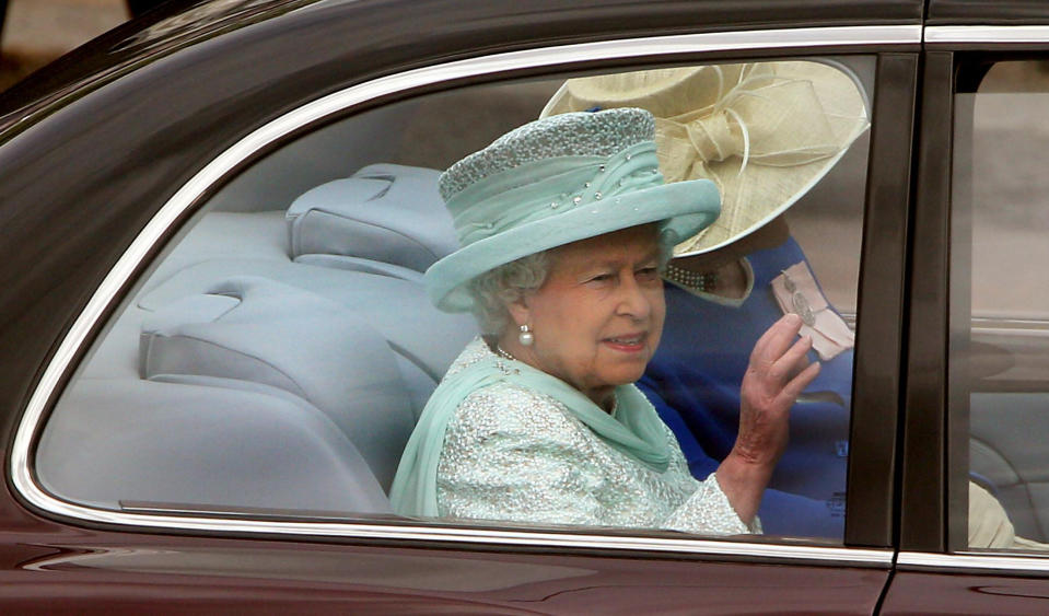 Britain's Queen Elizabeth II leaves Buckingham Palace, London, for a service of thanksgiving at St Paul's Cathedral as the Diamond Jubilee celebrations continue. Tuesday June 5, 2012. (AP Photo/ Lewis Whyld/PA) UNITED KINGDOM OUT