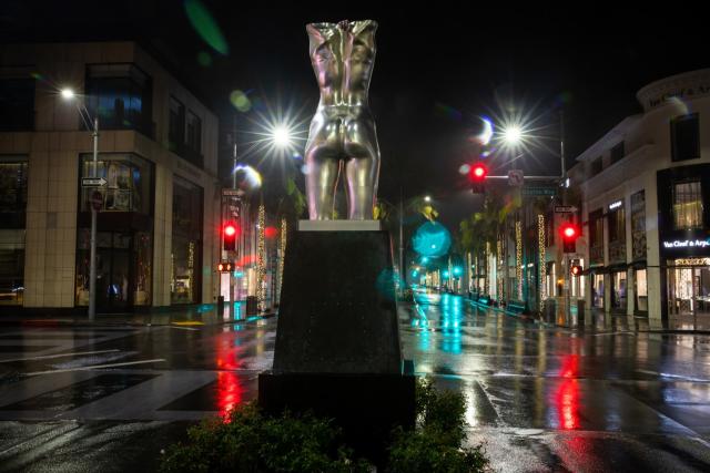 Rodeo Drive is empty literally 