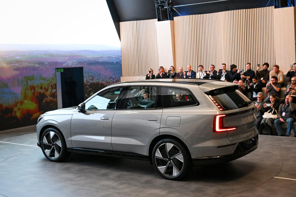 Volvo Cars Volvo EX90, the company's new electric SUV, is unveiled during a launch event in Stockholm, Sweden, on November 09, 2022. - Sweden OUT (Photo by Anders WIKLUND / various sources / AFP) / Sweden OUT (Photo by ANDERS WIKLUND/TT News Agency/AFP via Getty Images)