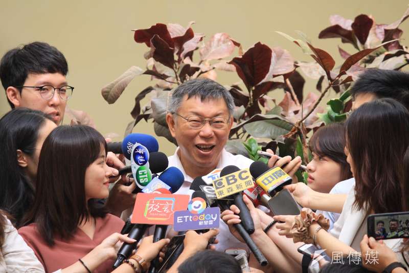 20190710-台北市長柯文哲10日上午參加信義區里長座談，會前接受媒體聯訪。（方炳超攝）