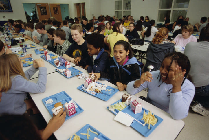 kids eating in cafeteria