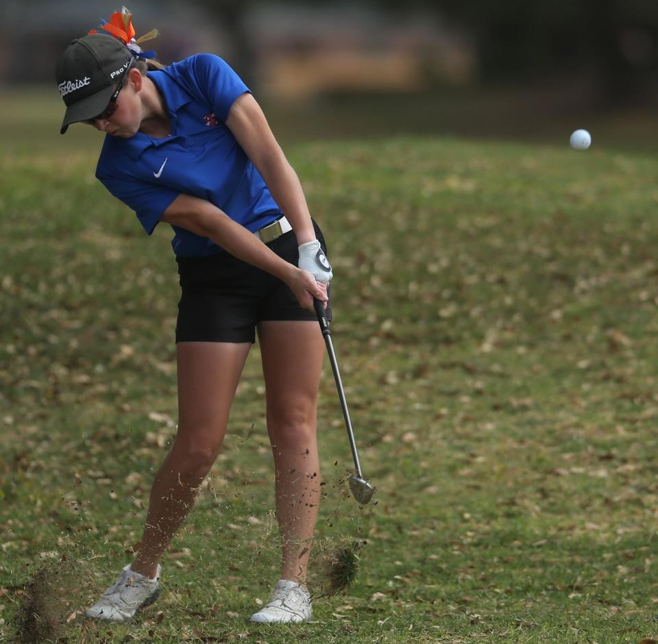San Angelo Central High School's Ryann Honea hits a chip shot during the final round of the District 2-6A Girls Golf Tournament at Bentwood Country Club on Tuesday, March 29, 2022.