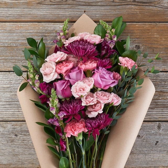 <a href="https://fave.co/2pJEzba" target="_blank" rel="noopener noreferrer"><strong>Order your flowers here﻿</strong></a>.